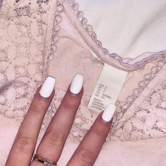 Light pink flowy tank - Picture 2 of 4